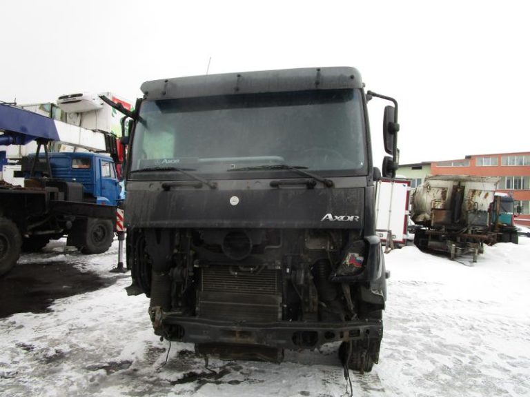 В разборке Mercedes AXOR, 2012 г.
