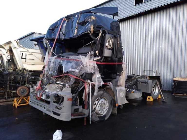В разборке Mercedes-Benz Actros, 2017у г.