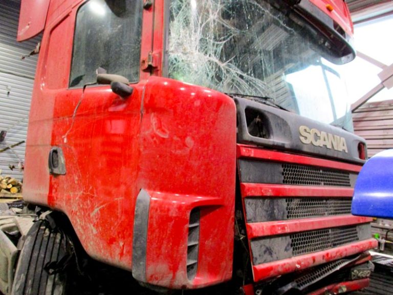 Разборка Scania CVR164 2002 года.