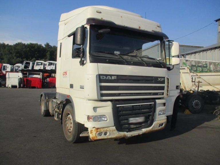 В разборке DAF FT XF105.410 2012 года выпуска
