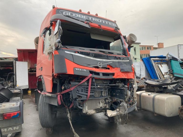 В разборке Volvo FM-Truck 6×4