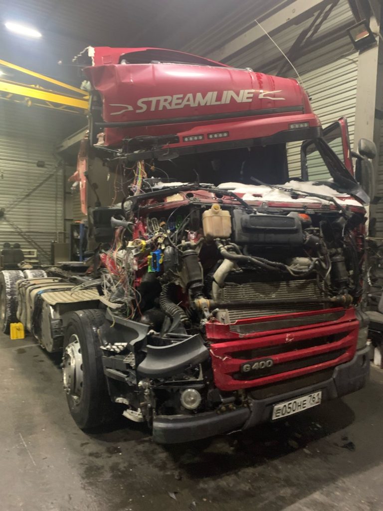 В разборке SCANIA G400