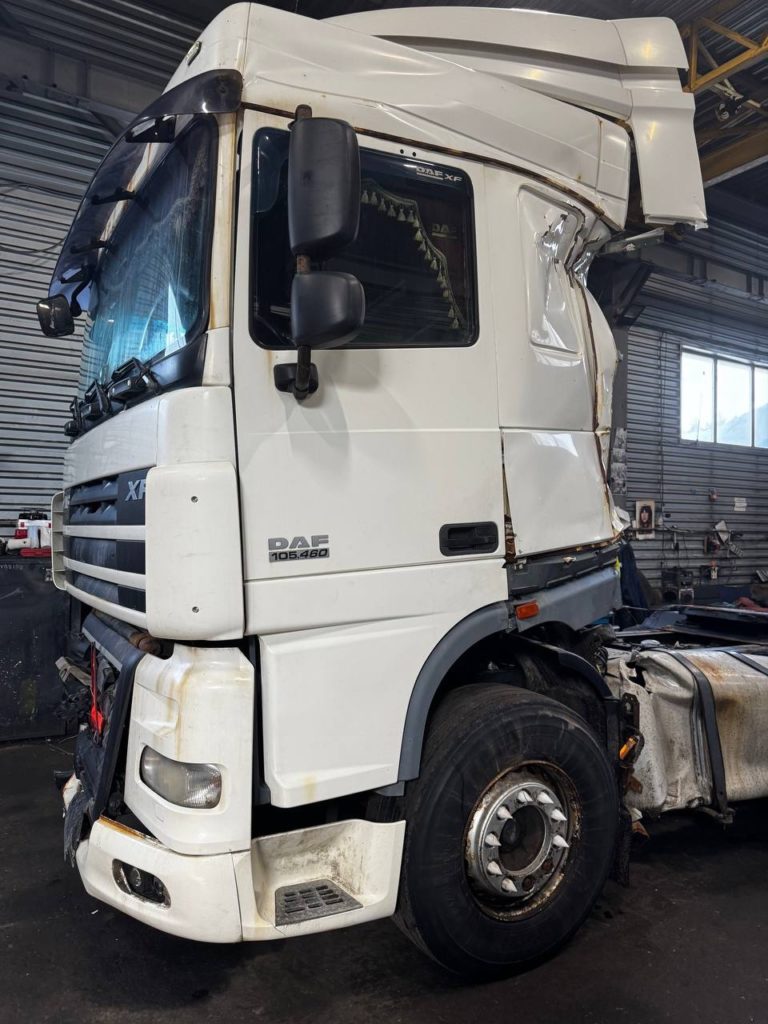 В разборке DAF XF105