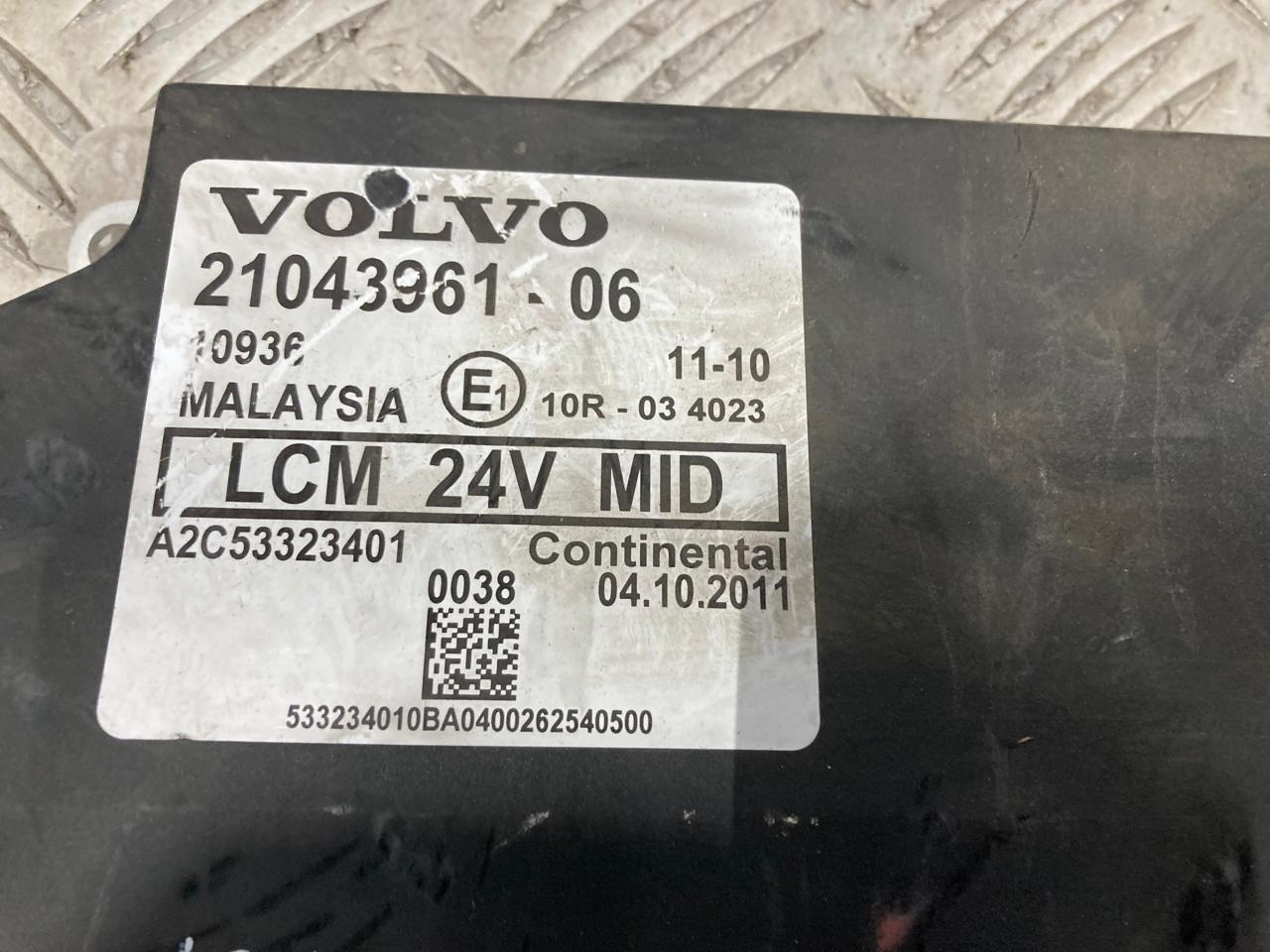 Блок управления Volvo 124092504056 освещением LCM (Д) — фото 3
